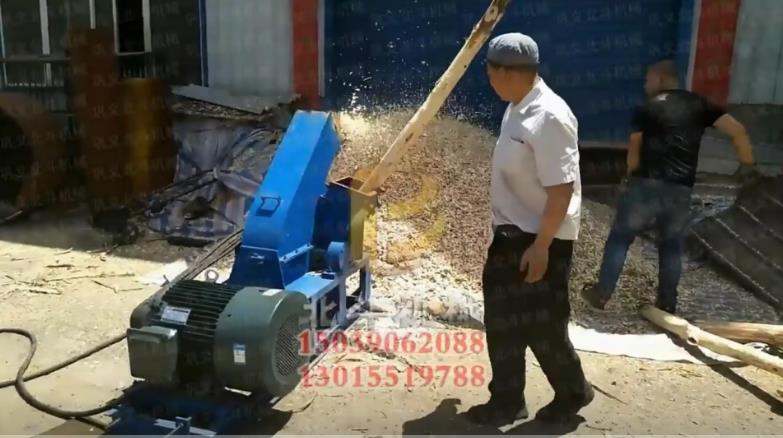 木材削片機(jī)生產(chǎn)的木片切面平整、厚度均勻